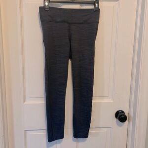 Outdoor Voices Space Dye 3/4 Leggings size small